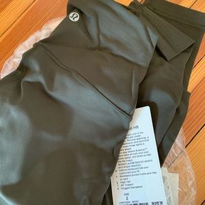 NWT Wunder under olive size 2 / length 25